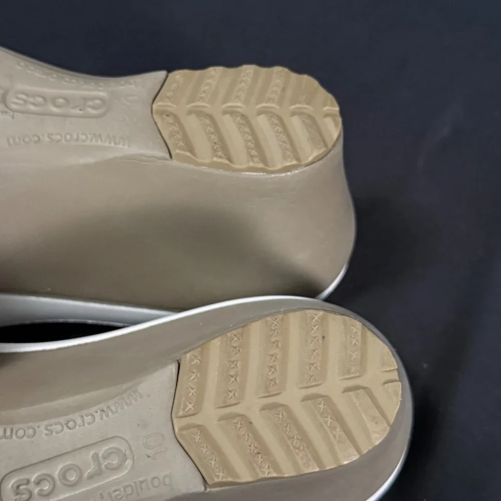 Crocs Sassari Wedge Slide Sandals Slip On Mules Heels White Tan Khaki Womens 10